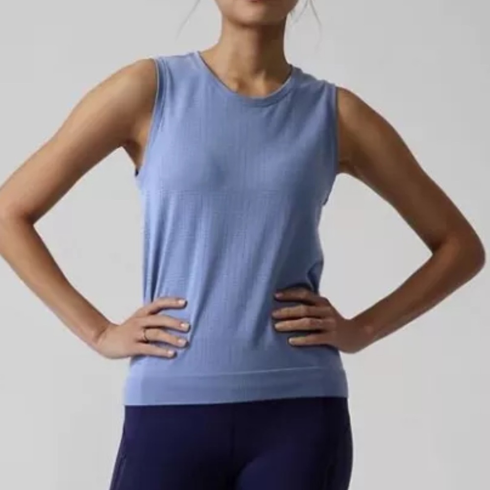 Athleta Women's In Motion Tank Size Medium Color Cottage Blue